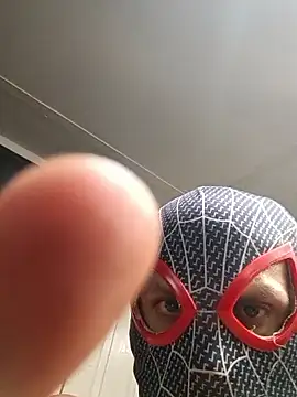 bwcloverboy2 online show from 31, 5, 2026