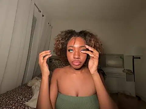 ebonydolled online show from 10, 6, 2026