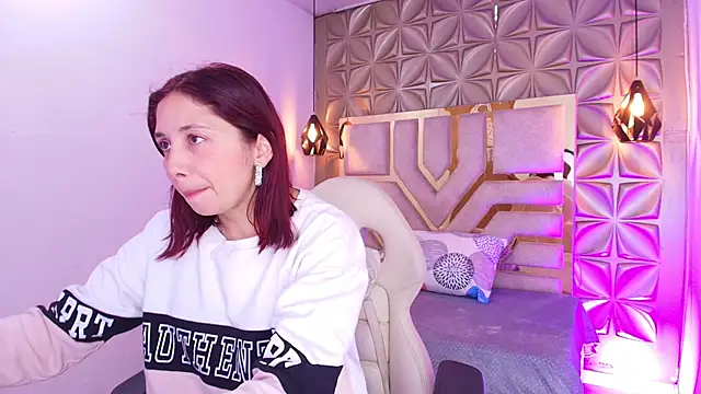 stephaniesun  online show from 2, 6, 2026