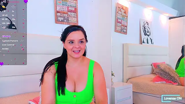 Isabellaa Reyes online show from 19, 5, 2026