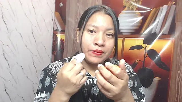 Sol vannesa online show from 18, 5, 2026