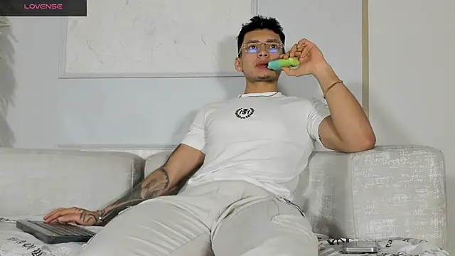 Alan Salazar online show from 18, 6, 2026