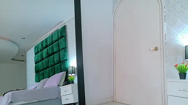 Elektradoll1 online show from 26, 5, 2026