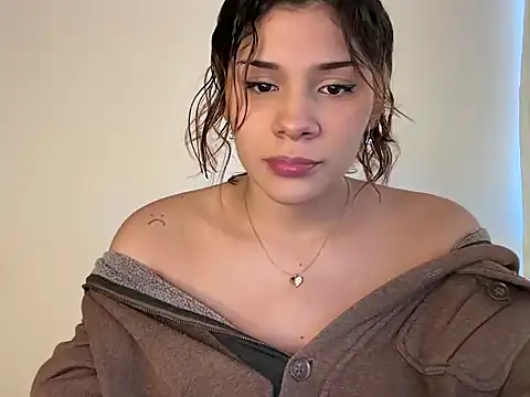 Im  molly6 online show from 17, 6, 2026