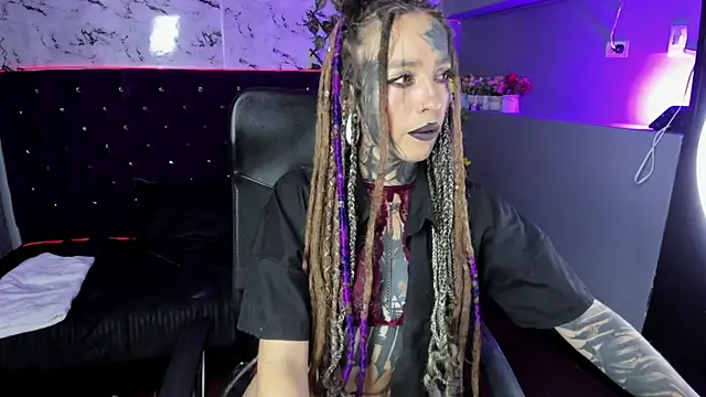 Snapshot of Lucy_Doll8 chatting on 3, 6, 2026 Lucy Doll8 online show from 3, 6, 2026