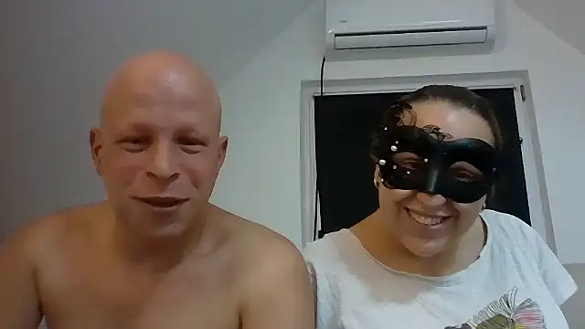 Nadine-wild online show from 7, 6, 2026