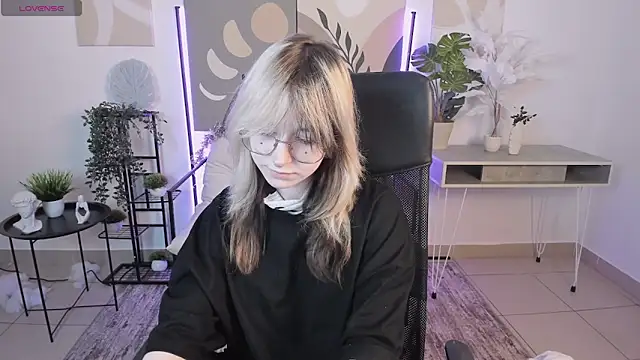 NyxCalderra online show from 30, 5, 2026