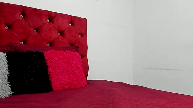 ThiagoSexy005 online show from 7, 5, 2026