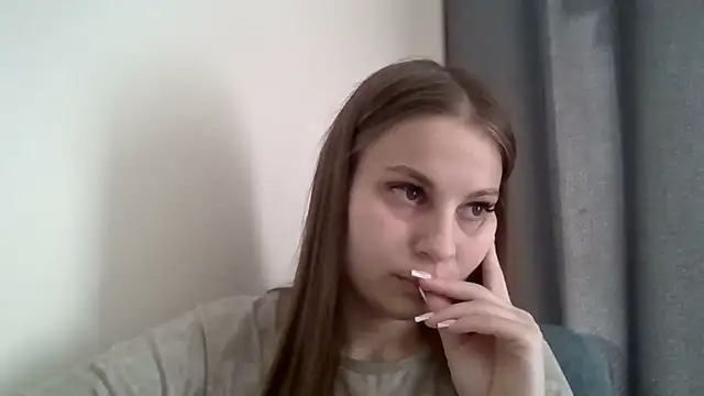 Linsyy ee  online show from 19, 5, 2026