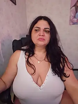 -CUTE-EVVIL- online show from 26, 5, 2026