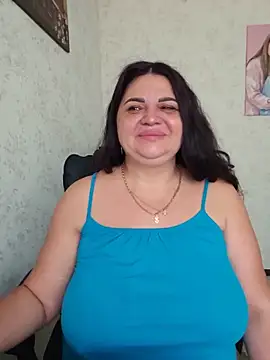 -CUTE-EVVIL- online show from 29, 5, 2026