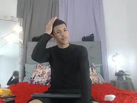 PhillipCox online show from 20, 6, 2026
