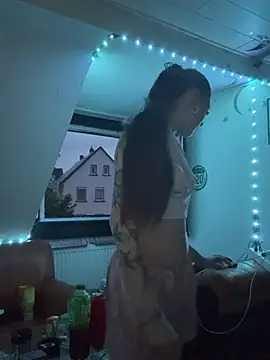 Lina-420 online show from 31, 5, 2026