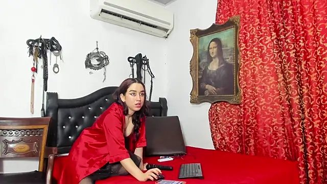 BelindaHedone1 online show from 4, 6, 2026