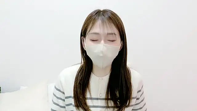 momoka  o0 online show from 20, 5, 2026