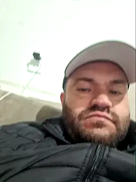 Snapshot of comeraba chatting on 27, 4, 2026 comeraba online show from 27, 4, 2026