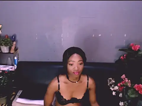 LolaSavageXO online show from 15, 5, 2026