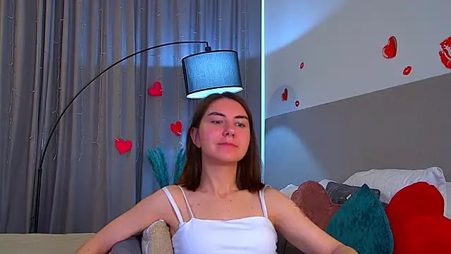 AlisaAlarie online show from 5, 6, 2026