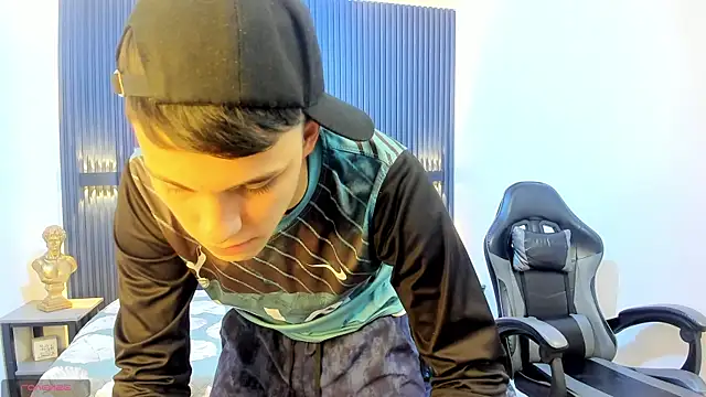 Ethanx18  online show from 22, 5, 2026