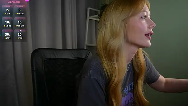  Mila Luna  online show from 2, 5, 2026