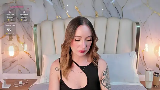 Hannah Lane online show from 25, 5, 2026