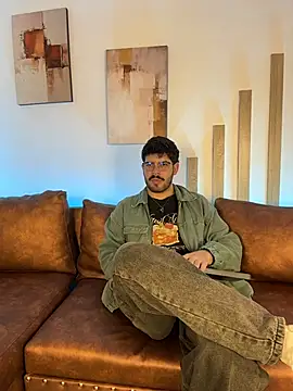 DomBoy  online show from 22, 6, 2026