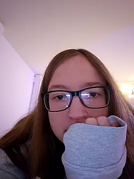 Freaky-Doll online show from 13, 5, 2026