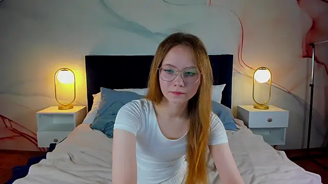 FloraLarsson online show from 9, 6, 2026