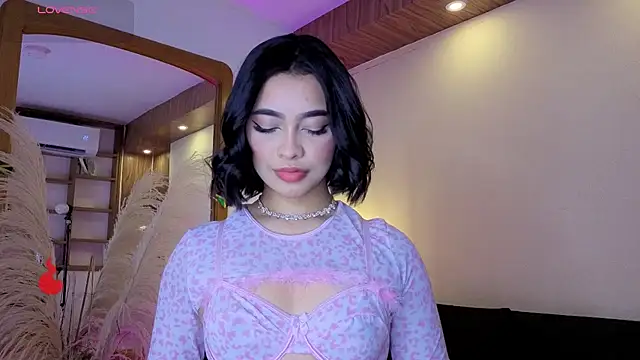Chloe monroee online show from 28, 5, 2026