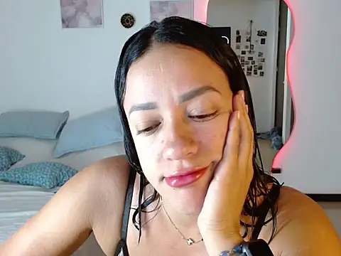 Obsidianlove1 online show from 13, 6, 2026