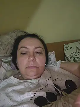 EmmaEmmy40 online show from 4, 6, 2026