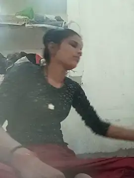 Student garl 1 online show from 13, 6, 2026