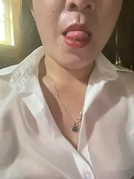 Poppy dogy online show from 7, 5, 2026