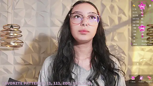 Snapshot of zara_bliss chatting on 8, 6, 2026 zara bliss online show from 8, 6, 2026