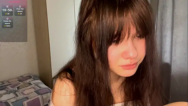 EmilyMercurial online show from 17, 6, 2026