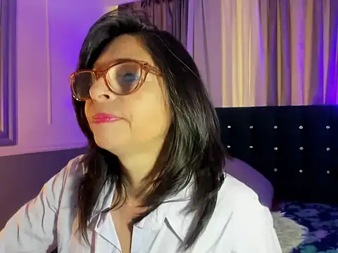 lena gray online show from 18, 5, 2026