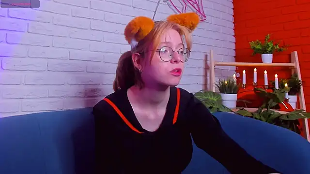 FoxxyyPolly online show from 13, 6, 2026