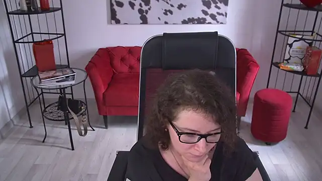 AureliaGleam online show from 3, 7, 2026