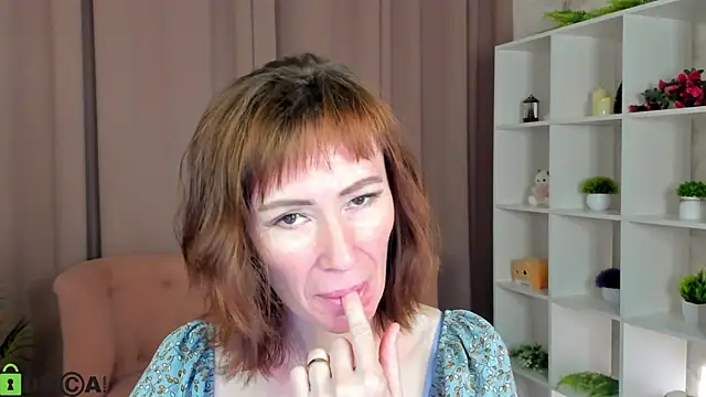 gracekellyyy online show from 15, 6, 2026