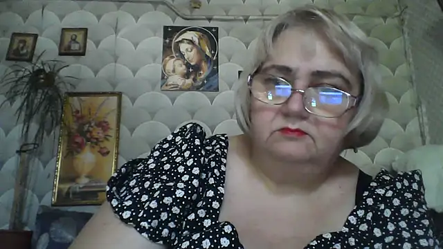 MarinaFarina53 online show from 11, 6, 2026