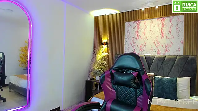 Aisha Vex online show from 11, 6, 2026