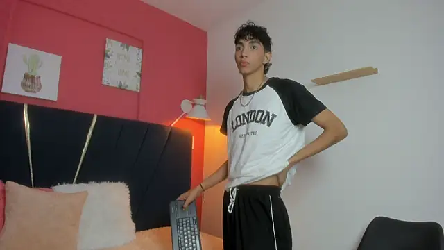 ero boy40 online show from 19, 6, 2026