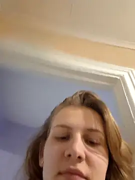 mooniekiss online show from 15, 5, 2026