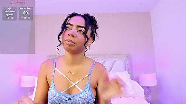 TyraKayne online show from 13, 6, 2026