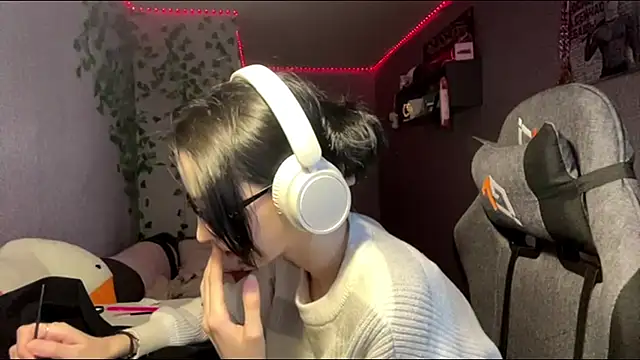 NightFoxxx online show from 9, 6, 2026