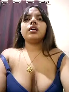 Daniela-Peruana online show from 22, 5, 2026