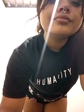 Daniela-Peruana online show from 14, 6, 2026