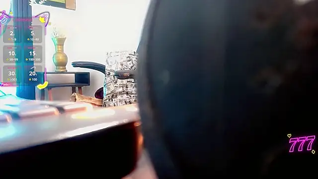 Deivelys online show from 9, 6, 2026