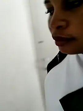 JuicyHoney 01 online show from 23, 6, 2026