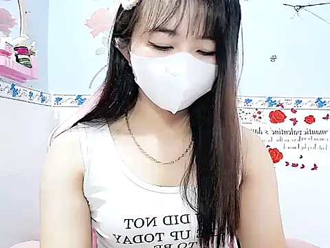Emilysexy cut online show from 20, 5, 2026